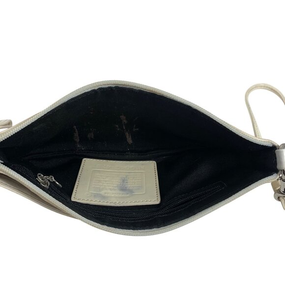 COACH 4281 Ivory Lamb Nappa Leather Wristlet Clutch Y2K 2004 w/ Hang Tag - Picture 10 of 12